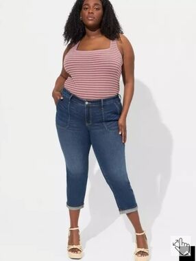 Torrid Crop Boyfriend Straight Vintage Stretch Mid-Rise Jean